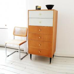 Mid Century Meredew oak chest of drawers