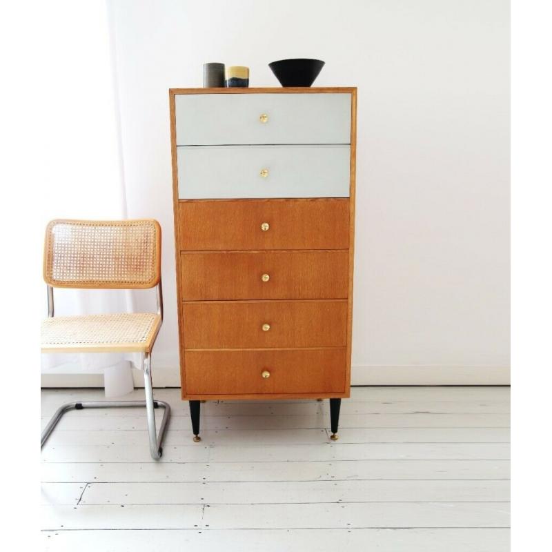 Mid Century Meredew oak chest of drawers