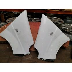 Vauxhall Vivaro side front wing white drivers or passenger side 2004+