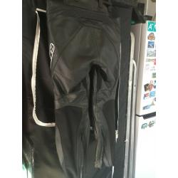 Motorbike Alpinestars Apex Leather Pants - never worn!