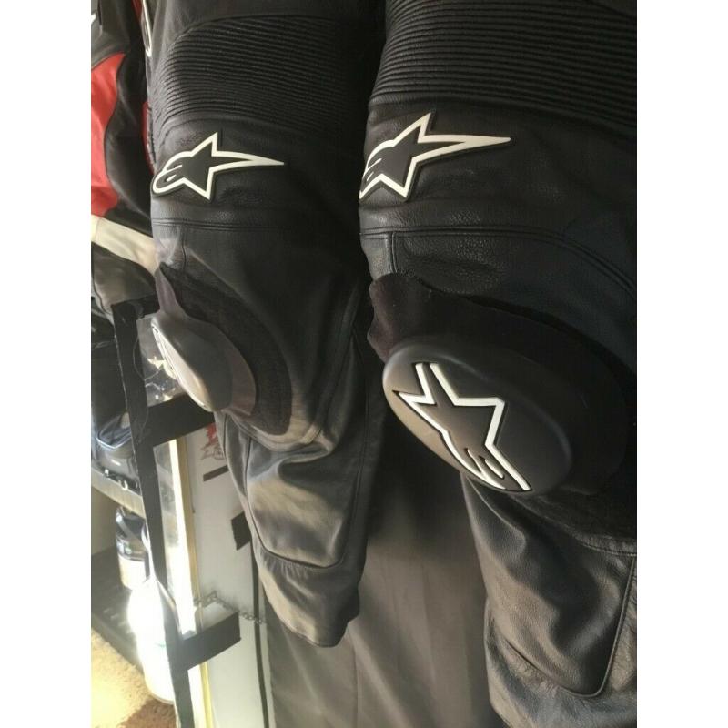 Motorbike Alpinestars Apex Leather Pants - never worn!