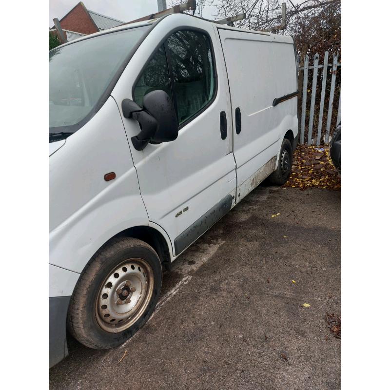 Breaking Renault Trafic 2.0dci, 2007reg, Vehicle