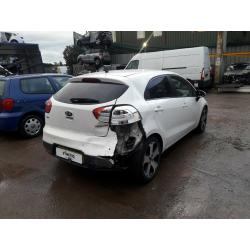 2014 KIA RIO CRDI 1396cc 6 Speed 5 DOOR HATCHBACK BREAKING FOR PARTS