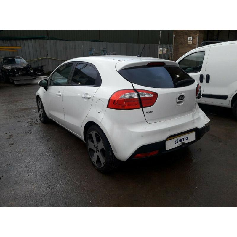 2014 KIA RIO CRDI 1396cc 6 Speed 5 DOOR HATCHBACK BREAKING FOR PARTS