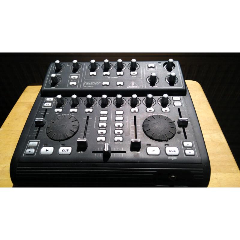 BEHRINGER B-CONTROL DEEJAY BCD3000