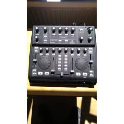 BEHRINGER B-CONTROL DEEJAY BCD3000