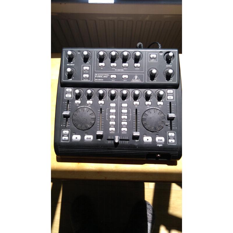 BEHRINGER B-CONTROL DEEJAY BCD3000