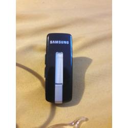 Samsung Bluetooth ear piece