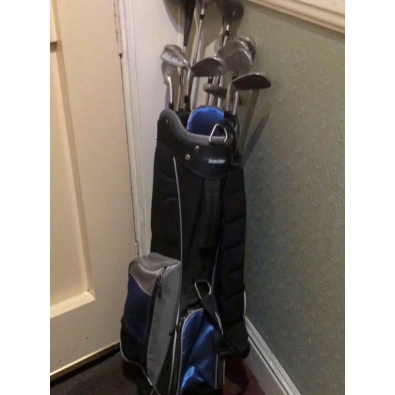 Professional Blue Longridge Golf Bag with stand &full set of right handed professional clubs