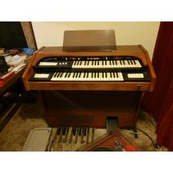 Bentley Allegro A-350 Electric Organ