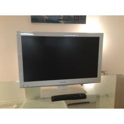 TOSHIBA TV with built in DVD