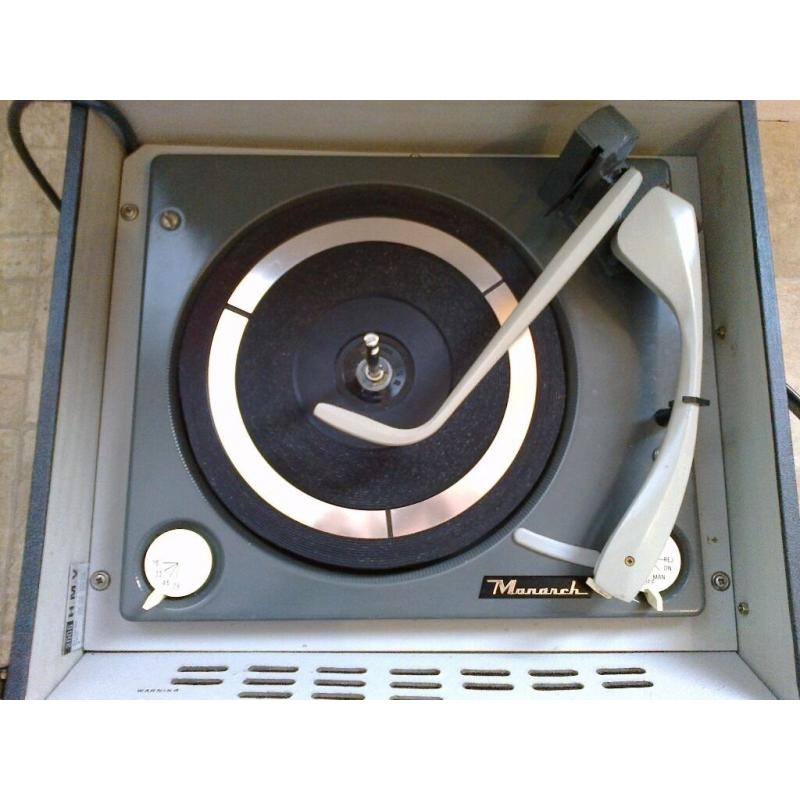 SUPERB 1960's HMV RECORD PLAYER(fully serviced full working order)