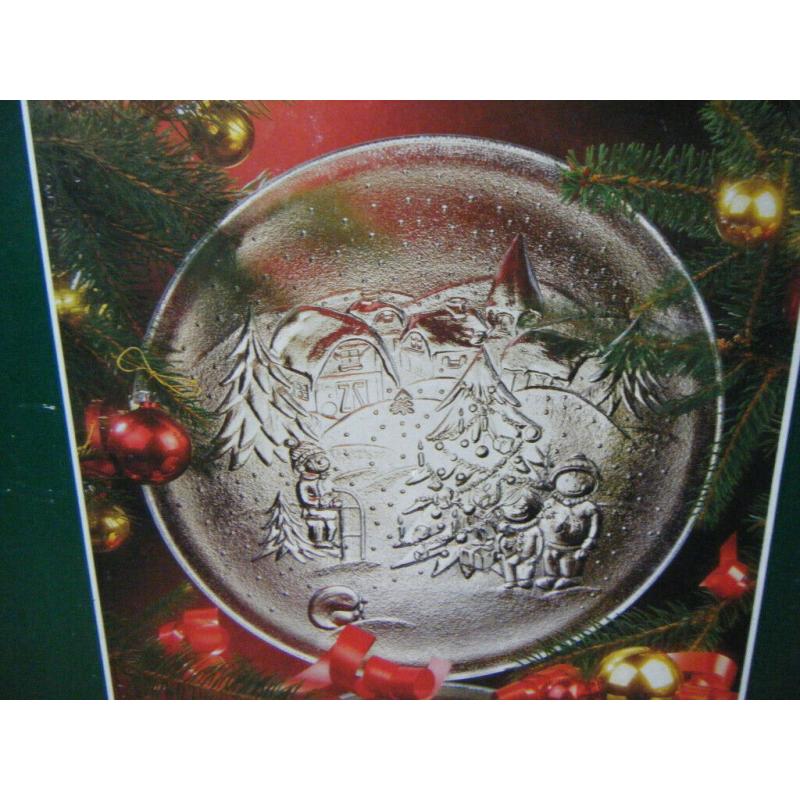 Large Glass CHRISTMAS PLATTER. Boxed in excellent unused condition.