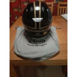 Motorcycle helmet