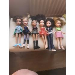 For sale bratz dolls in clothes and more outfits too barbie pink jeep