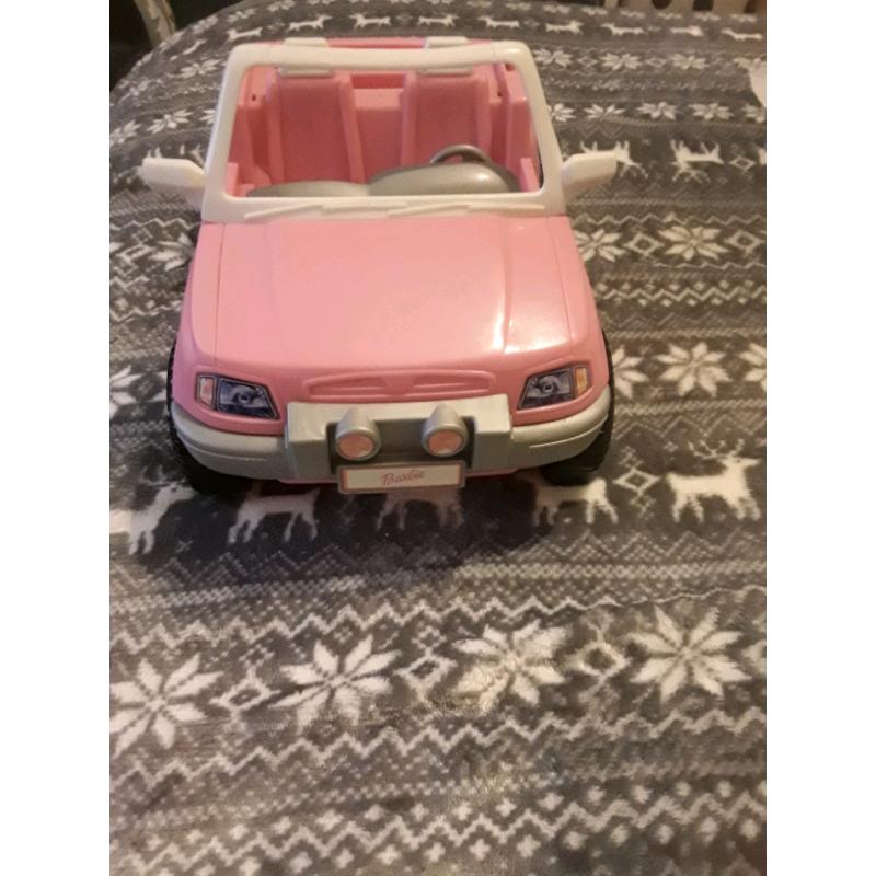 For sale bratz dolls in clothes and more outfits too barbie pink jeep