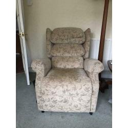 RISE AND RECLINE ELECTRIC CHAIR