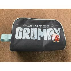 Grumpy / Happy Dwarves Soapbag