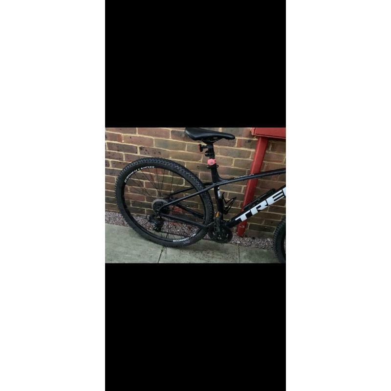 trek marlin 5 mountain bike