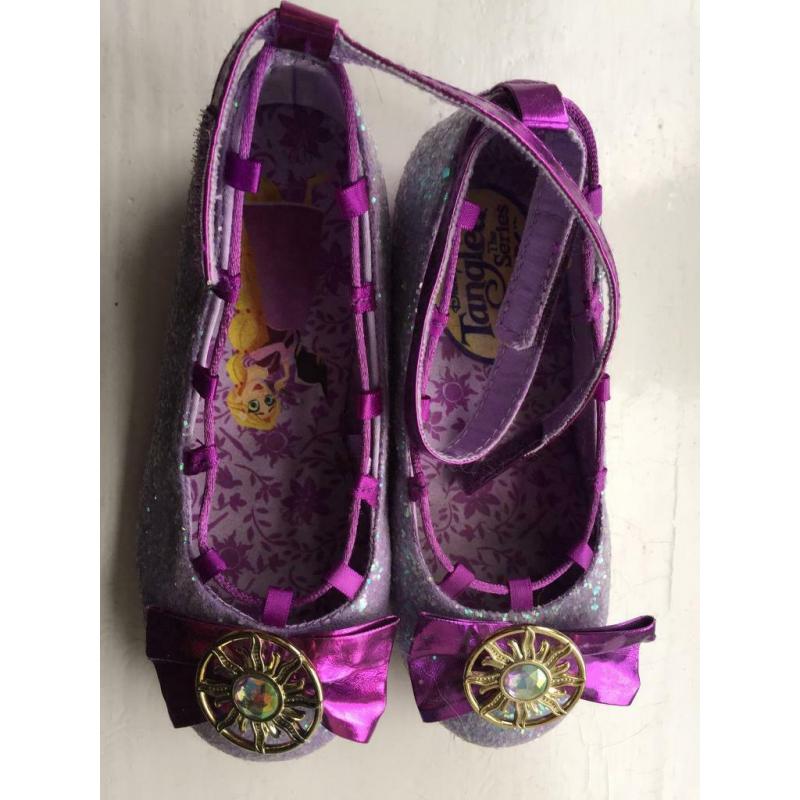 Disney rapunzel dress and shoes