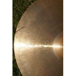 Paiste 2002 15 inch Sound Edge Hi Hat cymbals - '77- Black logo - Vintage - 1151/1229g