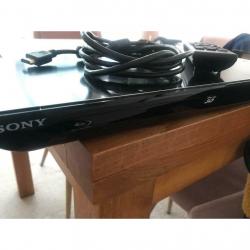 SONY 3D Blu-ray player with 3D glasses ?35 ono