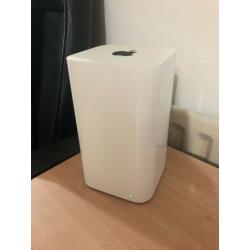 Apple Airport Time Capsule 3tb for comprehensive back ups and wi fi