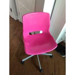 Pink swivel ikea chair as new