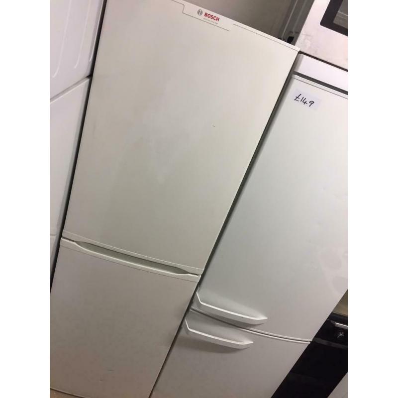 BOSCH BIG FRIDGE FREEZER FULLY WORKING DELIVERY AVAILABLE ?145