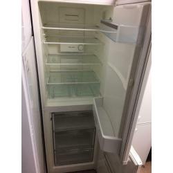 BOSCH BIG FRIDGE FREEZER FULLY WORKING DELIVERY AVAILABLE ?145