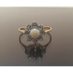 9ct Gold Opal & Cubic Zirconia Ladies Ring