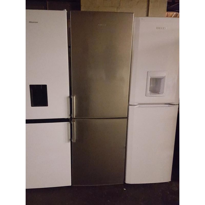 STAINLESS STEEL KENWOOD 6.3FT TALL FRIDGE FREEZER WITH HANDLES