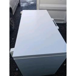 Chest freezer