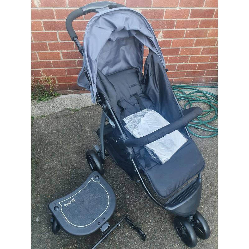 Pushchair and Buggyboard