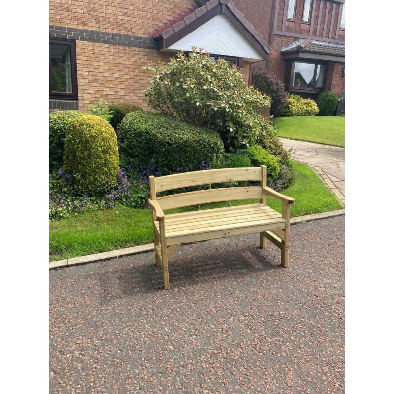 THE BESPOKE HANDMADE EXECUTIVE BENCH