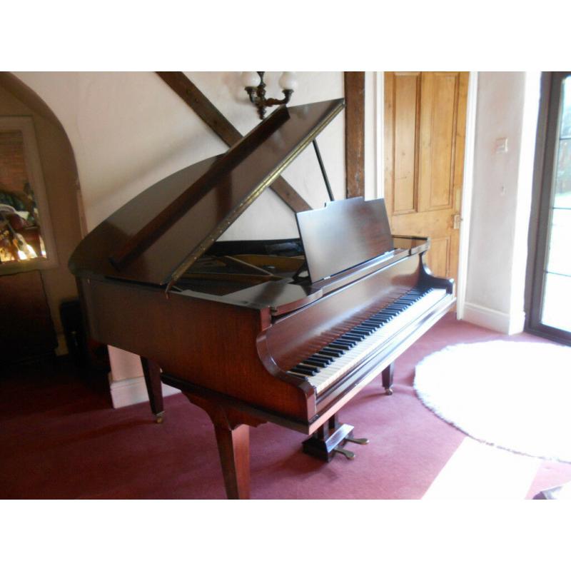 BOUDOIR GRAND PIANO BY CHAPPEL OF LONDON