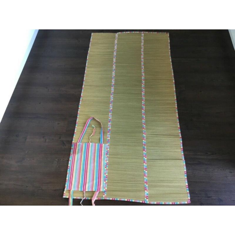 Beach mat large in a roll up bag design Accessorize