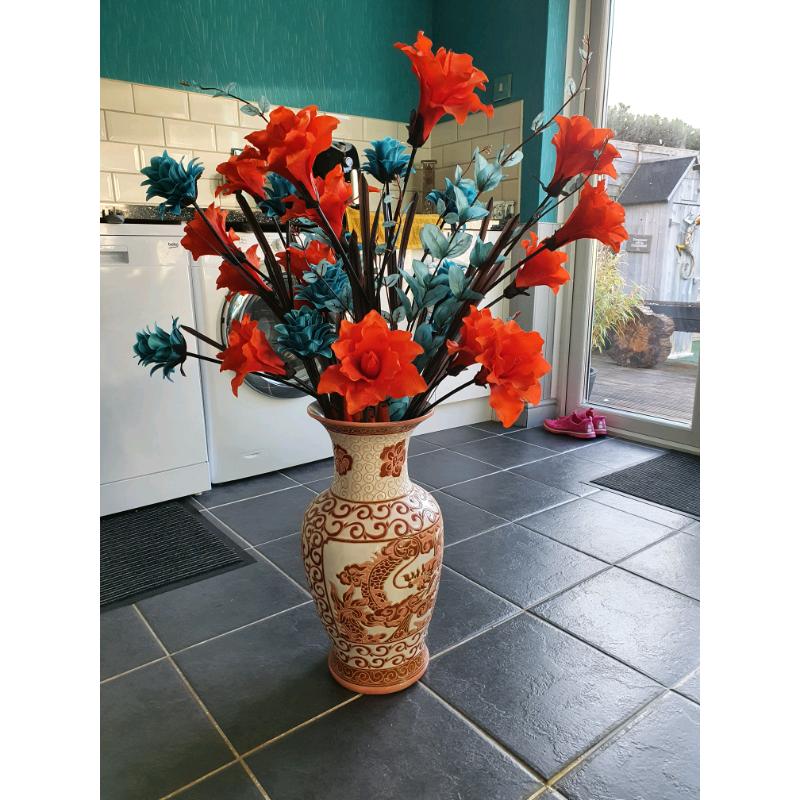 Vase with flowers