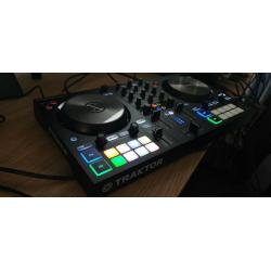 Traktor S2 MK3 Dj Controller, Boxed