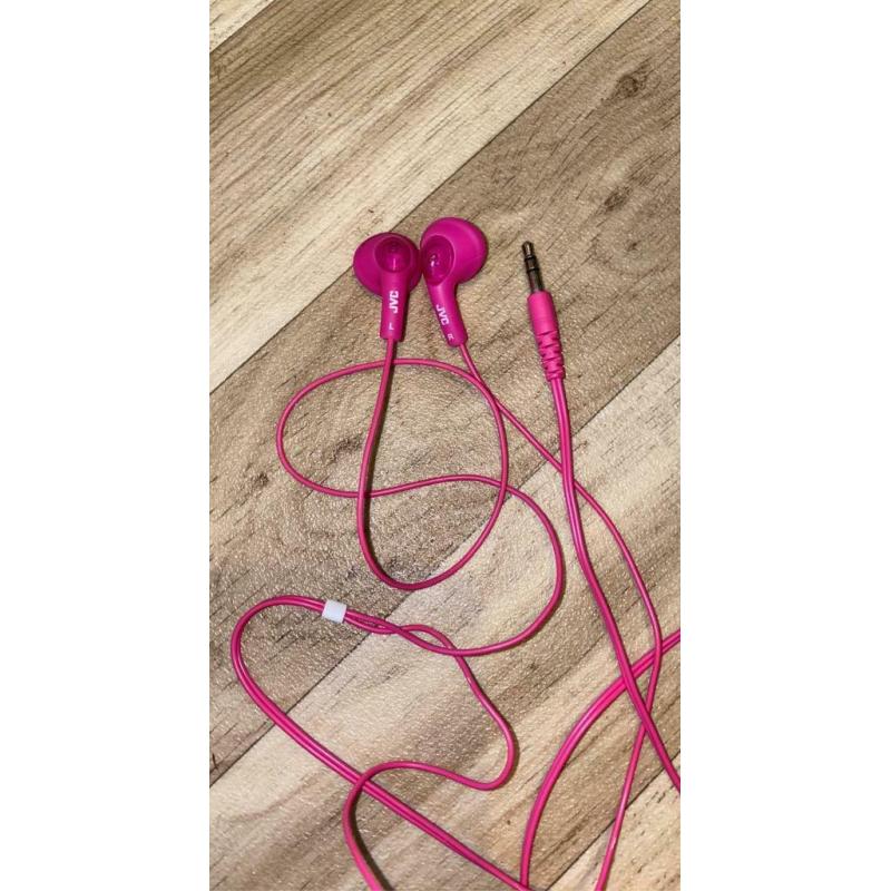 BRAND NEW PINK JVC EARPHONES- CHECK CONNECTION POINT FOR COMPATIBILITY