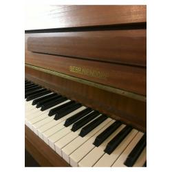 Niendorf Upright Piano (Reconditioned)