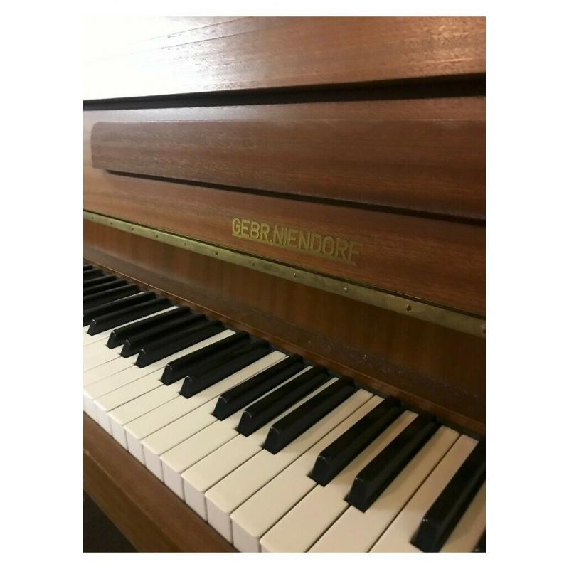 Niendorf Upright Piano (Reconditioned)