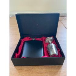 Brand new gift boxed hip flasks