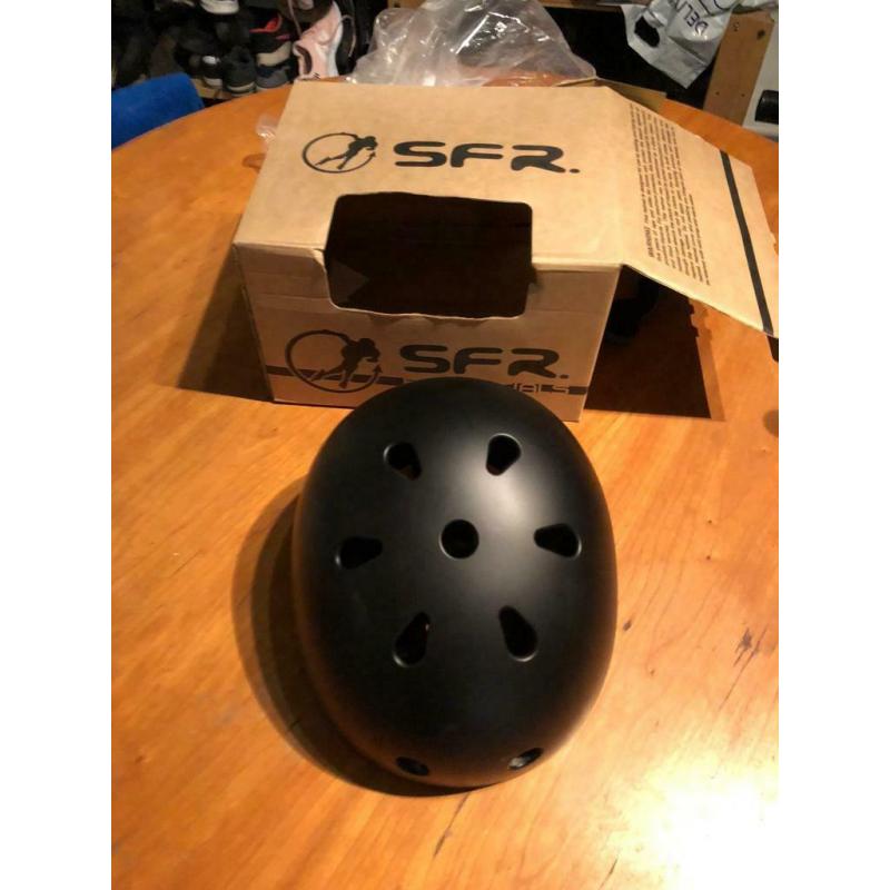 Skater helmet - 53cm to 56 cm