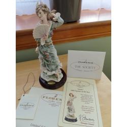 Limited Edition Giuseppe Armani Florence 1998 Figure of the Year Violet with Certificate