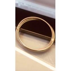 9ct beautiful three gold bangle