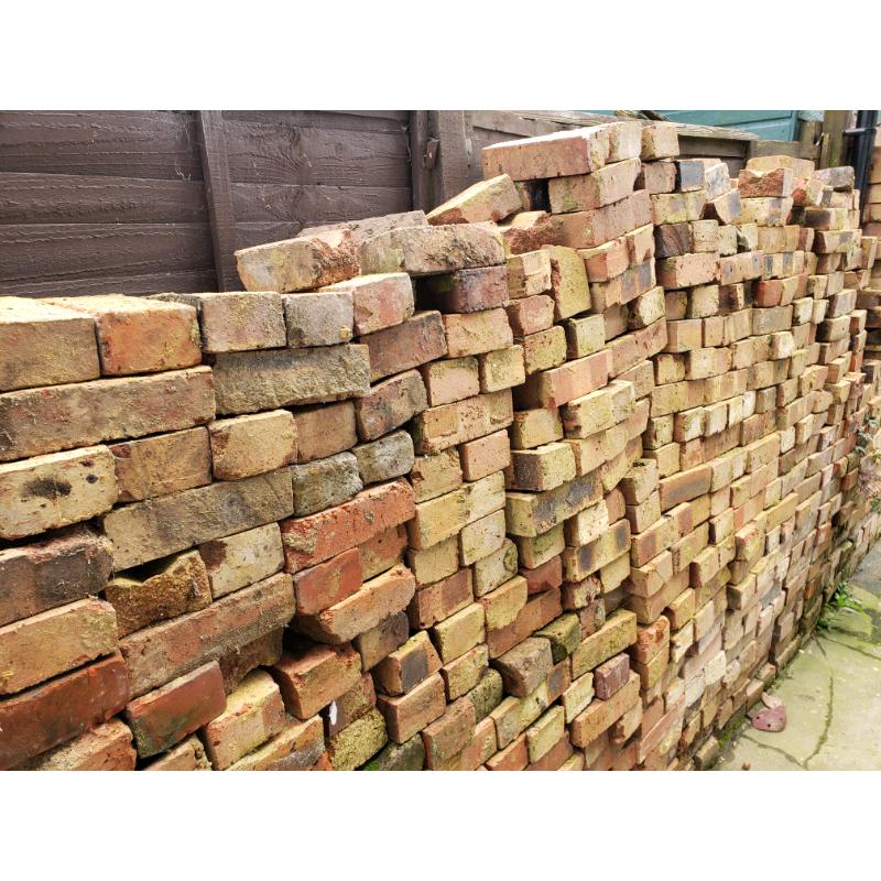 Cleaned and washed reclaimed bricks in Croydon