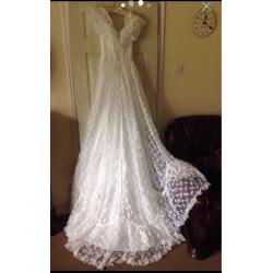 Wedding dress an vail