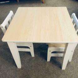 Toddlers table and chair set