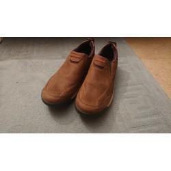 Clarks wavescreen east